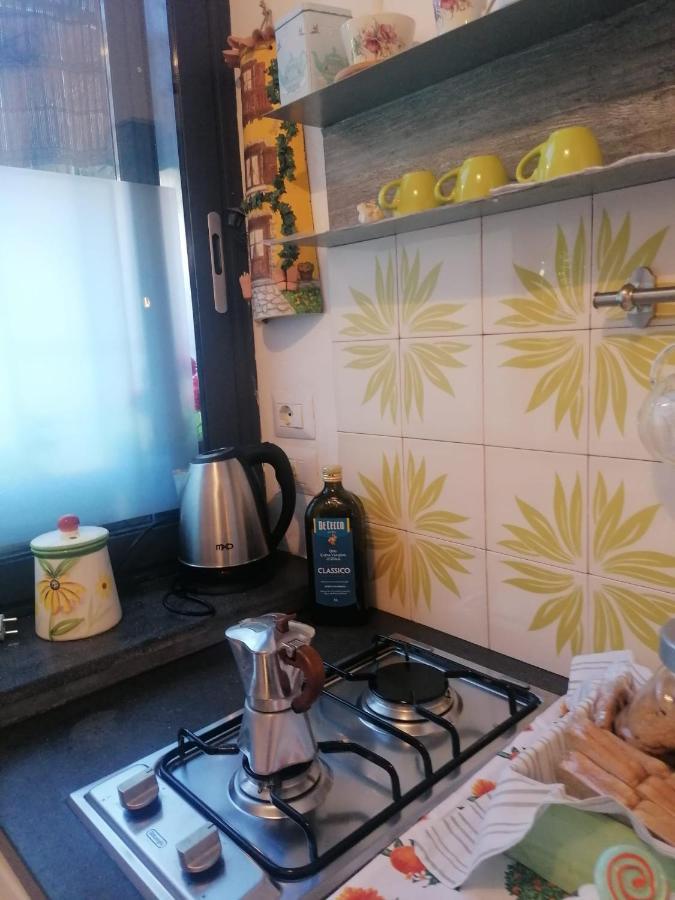 Appartement Dimora Via Col Vento à Naples Extérieur photo