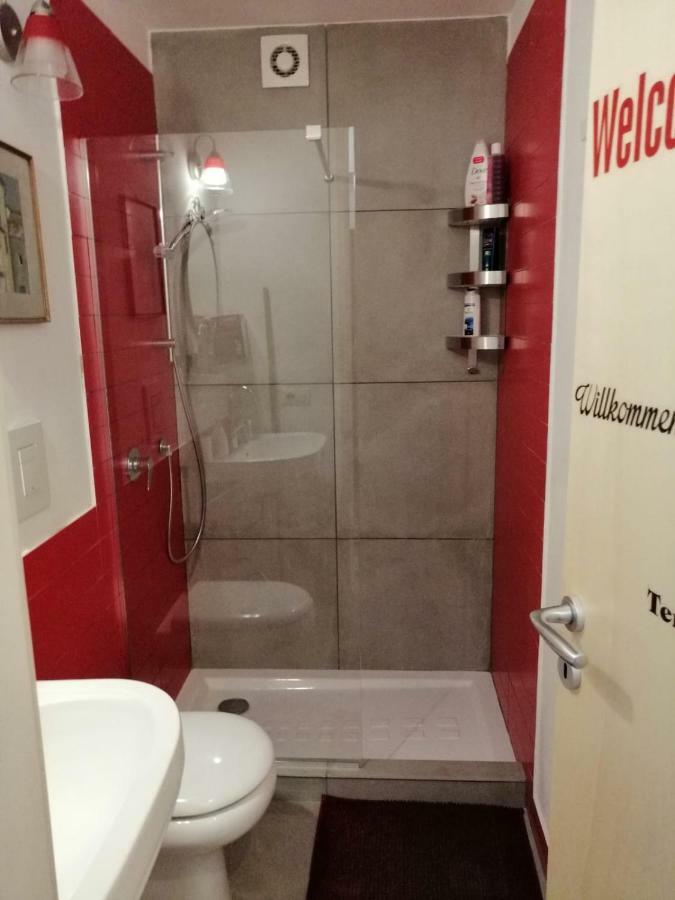 Appartement Dimora Via Col Vento à Naples Extérieur photo